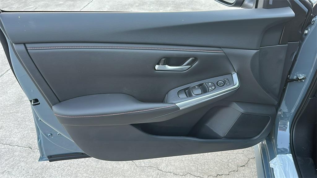 new 2025 Nissan Sentra car, priced at $24,882