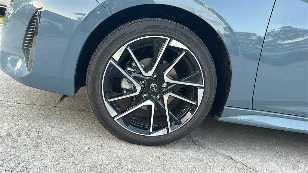 new 2025 Nissan Sentra car, priced at $24,882