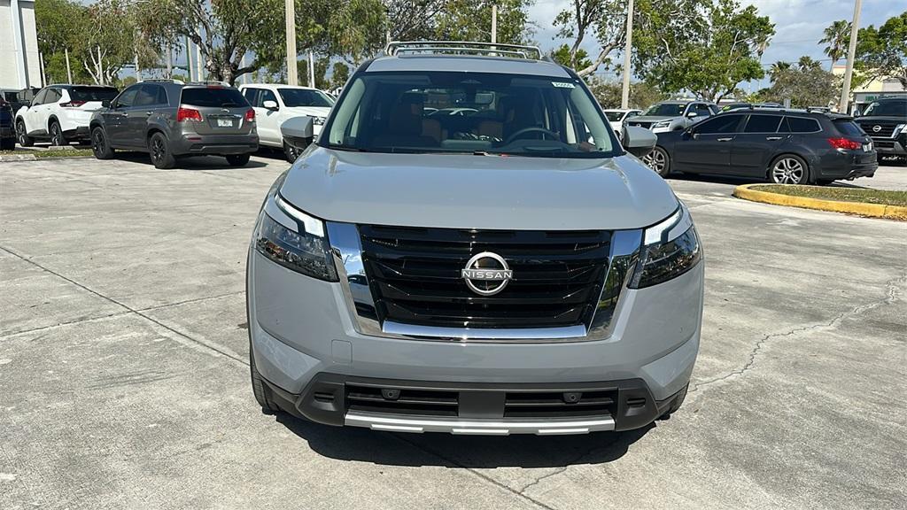 new 2025 Nissan Pathfinder car, priced at $51,828