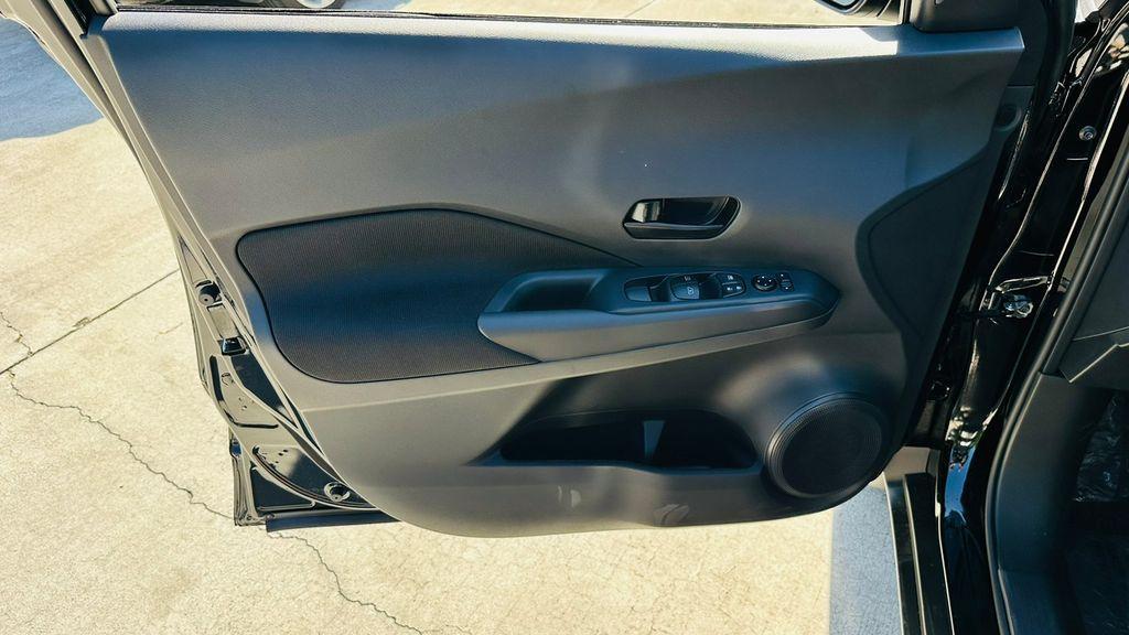 new 2025 Nissan Kicks Play car, priced at $22,147