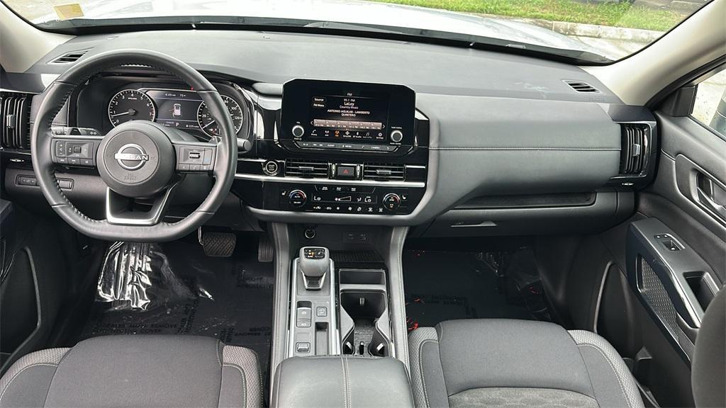 used 2024 Nissan Pathfinder car, priced at $31,999