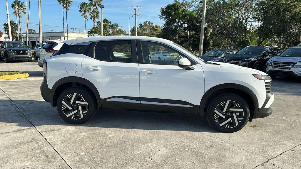 new 2025 Nissan Kicks car, priced at $24,727