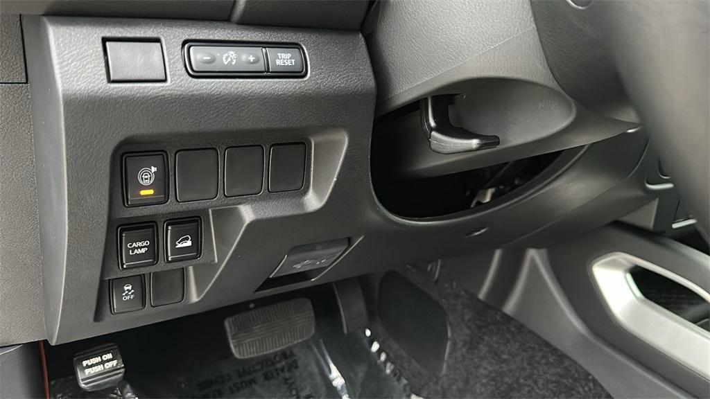 new 2025 Nissan Frontier car, priced at $32,137