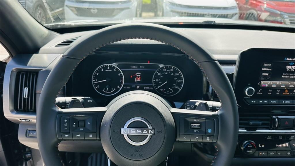 new 2025 Nissan Pathfinder car, priced at $44,073