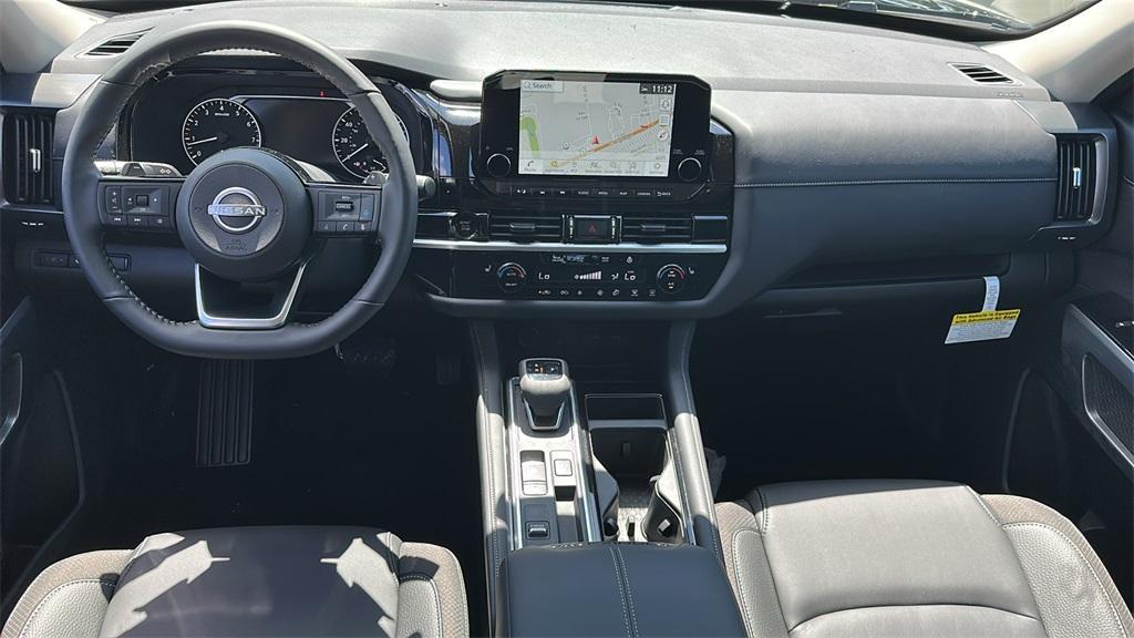 new 2025 Nissan Pathfinder car, priced at $42,028
