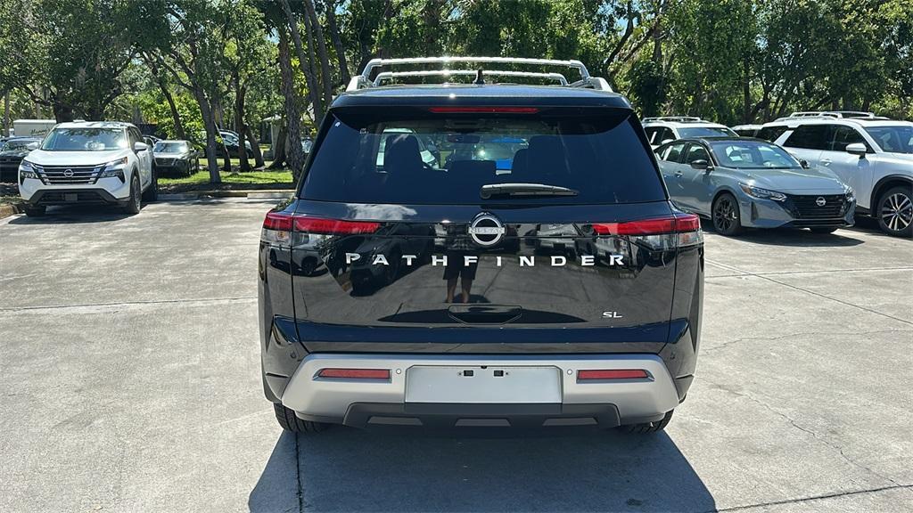 new 2025 Nissan Pathfinder car, priced at $42,028