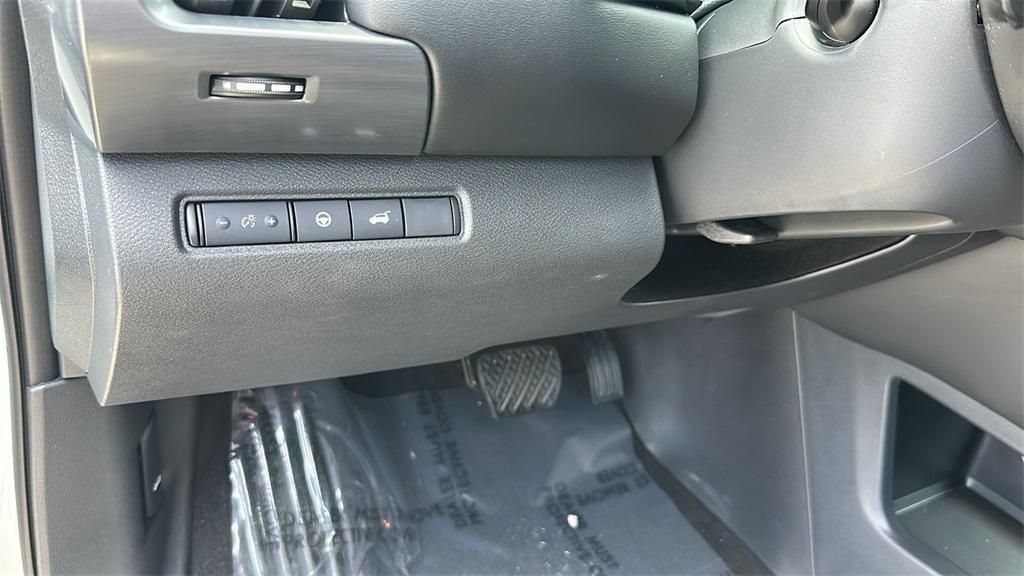 used 2023 Nissan Pathfinder car, priced at $30,000