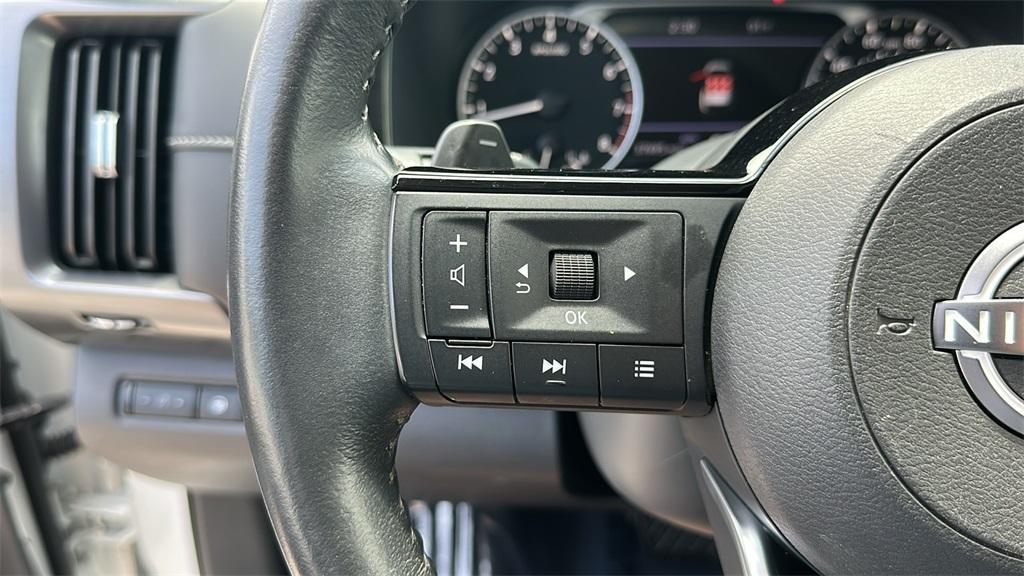 used 2023 Nissan Pathfinder car, priced at $30,000