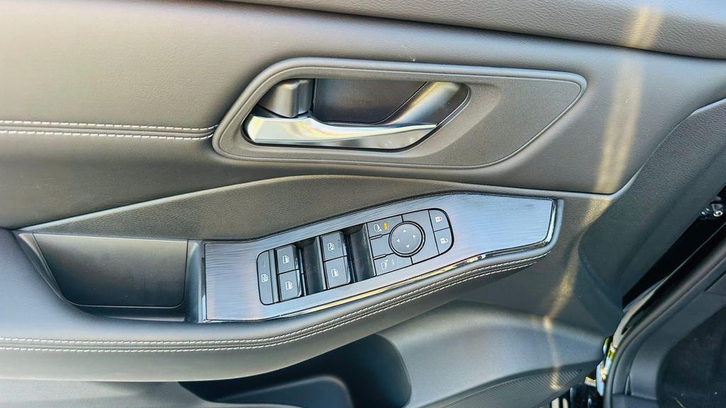 new 2025 Nissan Rogue car, priced at $31,277