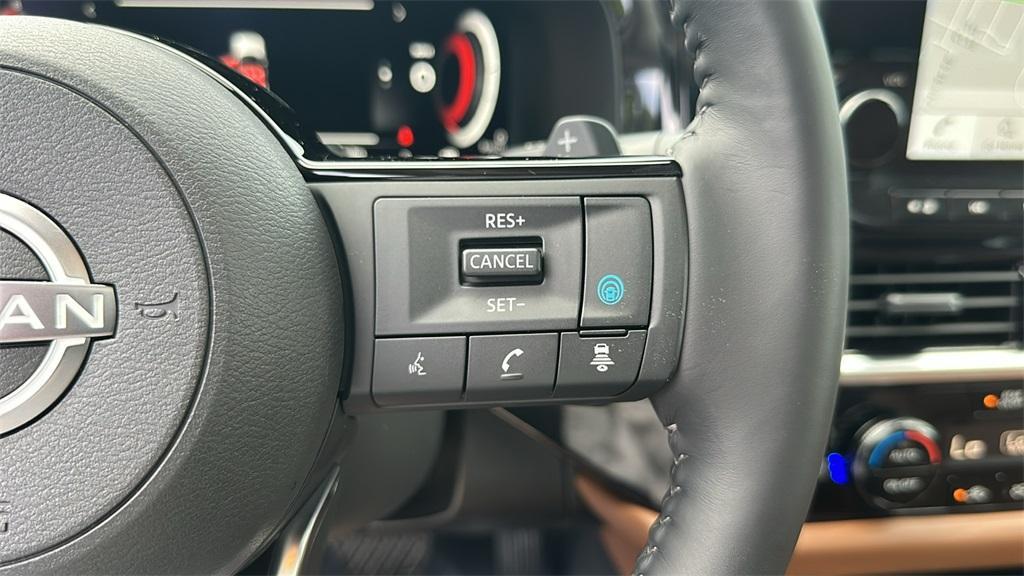used 2023 Nissan Pathfinder car, priced at $35,988