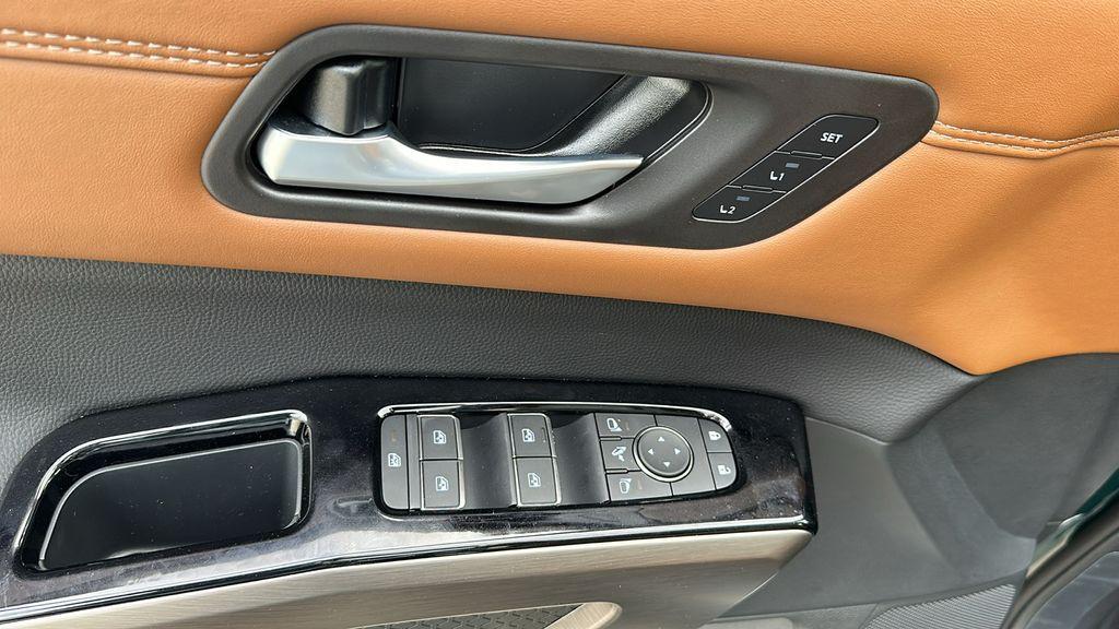 used 2025 Nissan Pathfinder car, priced at $41,999