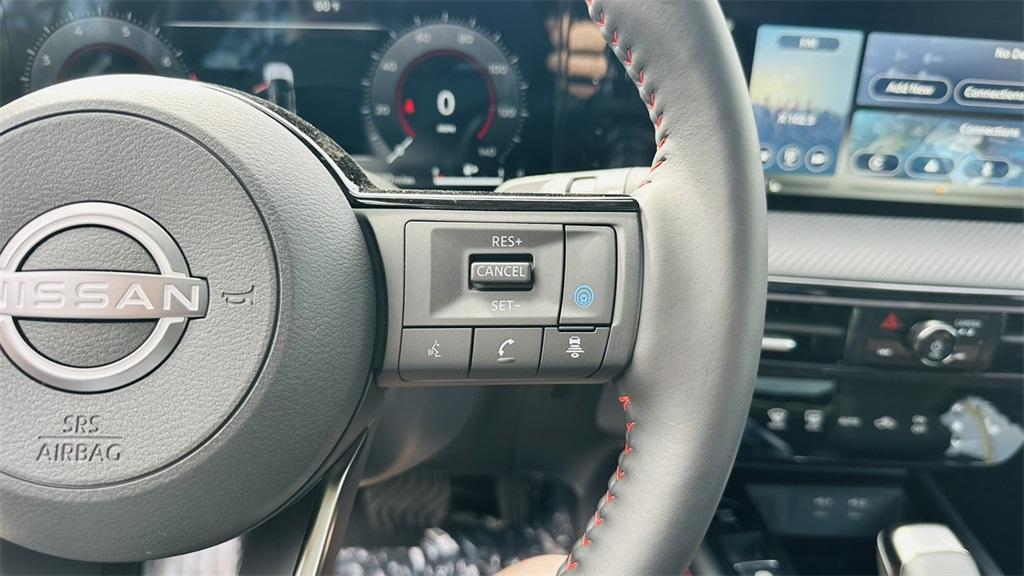 new 2025 Nissan Kicks car, priced at $27,989