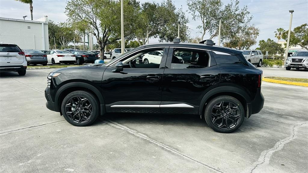 new 2025 Nissan Kicks car, priced at $27,989