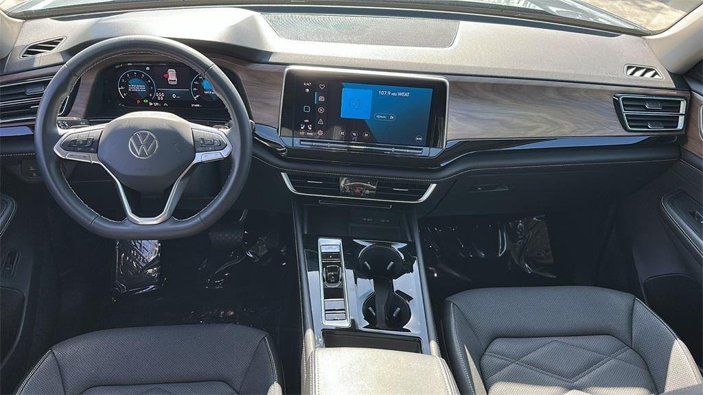 used 2024 Volkswagen Atlas car, priced at $30,000