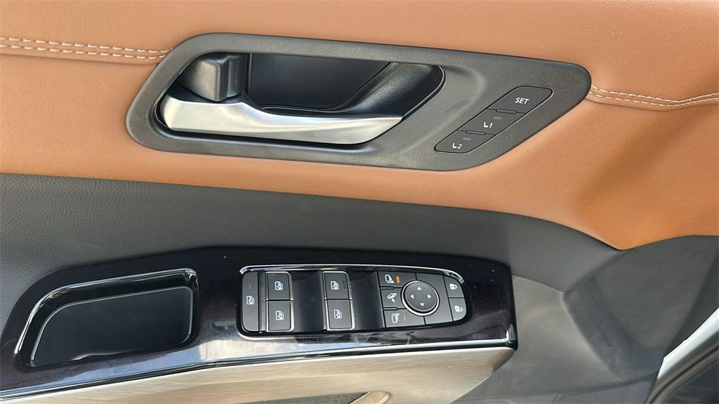 new 2025 Nissan Pathfinder car
