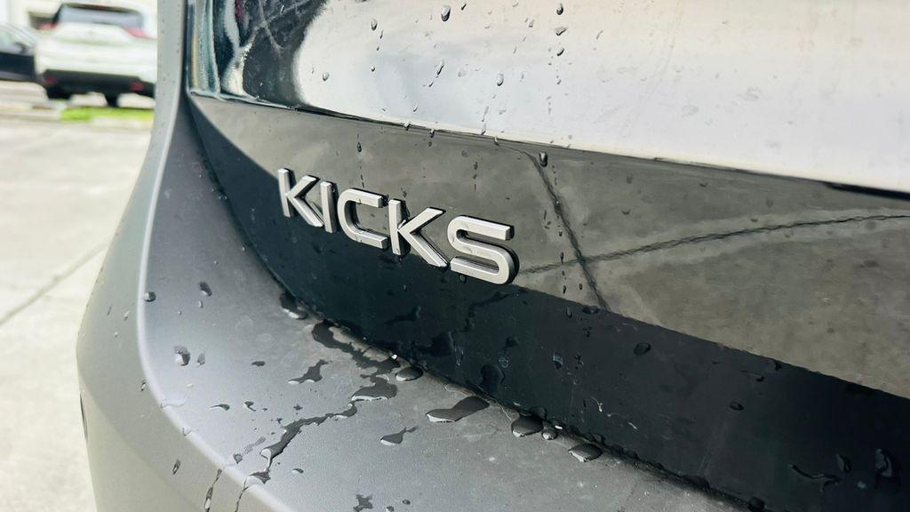 new 2025 Nissan Kicks car, priced at $22,302