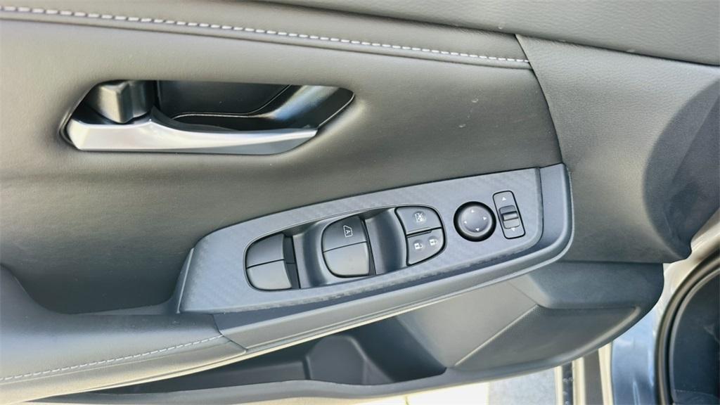 new 2025 Nissan Sentra car, priced at $22,967