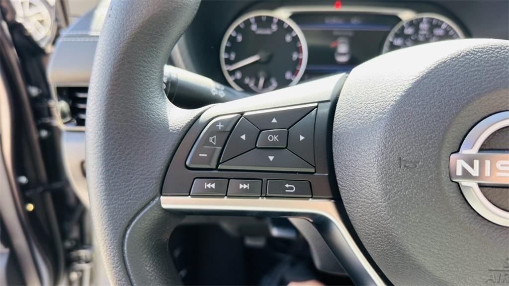 new 2025 Nissan Sentra car, priced at $22,967