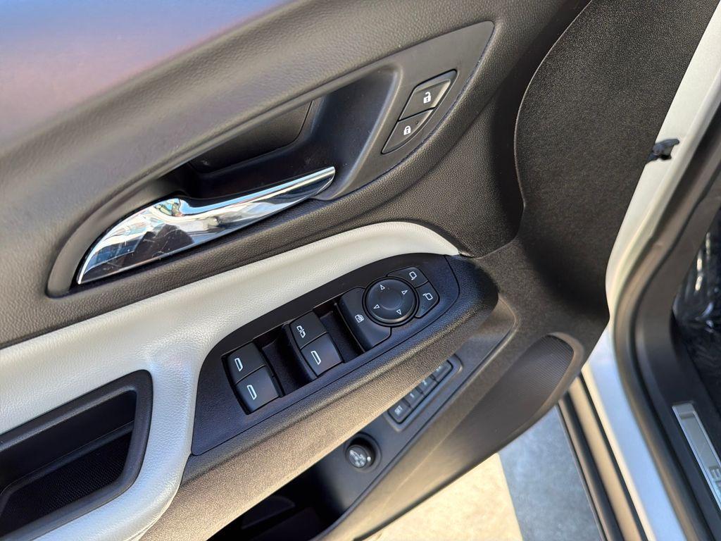 used 2018 Chevrolet Equinox car, priced at $15,800