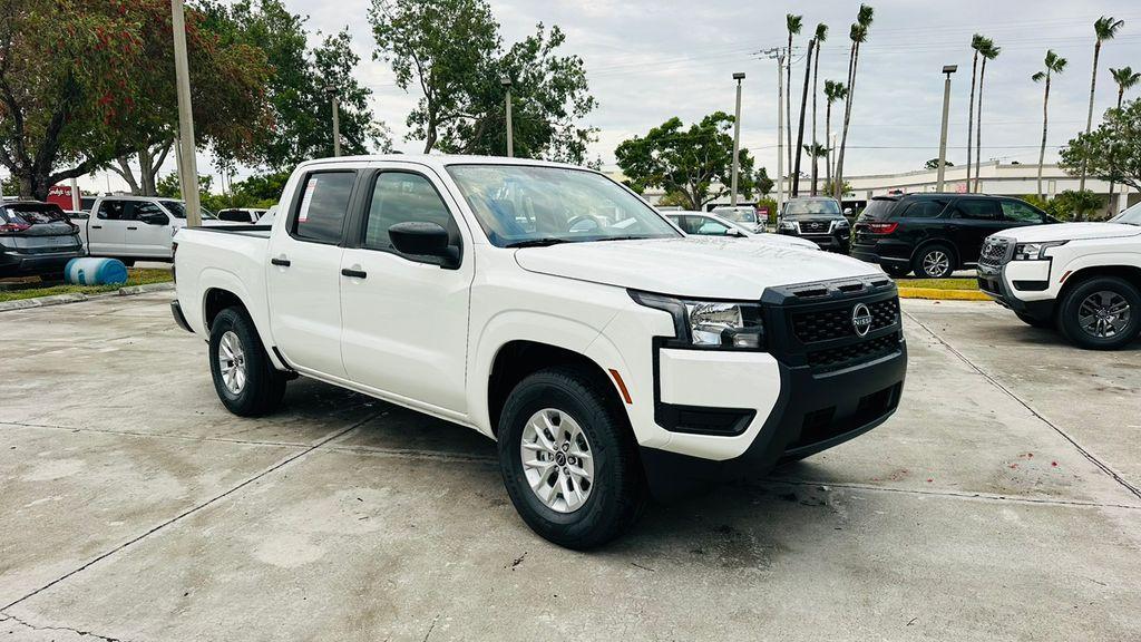 new 2025 Nissan Frontier car