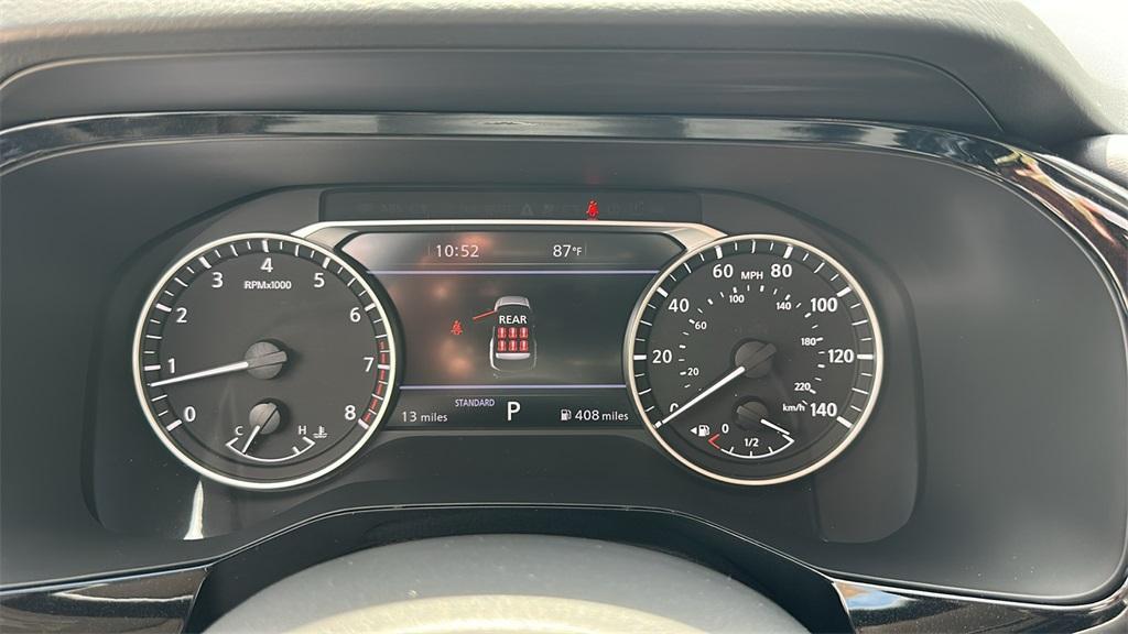 new 2025 Nissan Pathfinder car, priced at $42,121