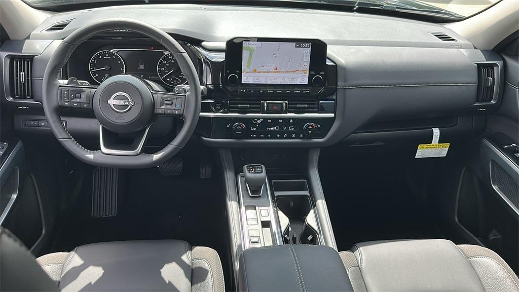 new 2025 Nissan Pathfinder car, priced at $42,121