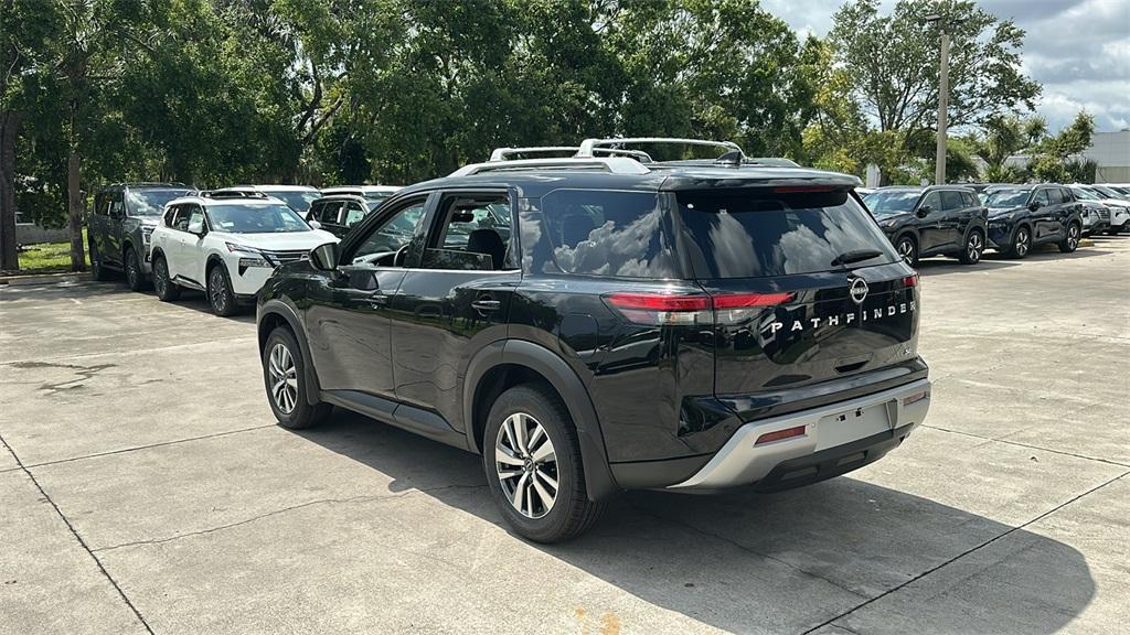 new 2025 Nissan Pathfinder car, priced at $42,121