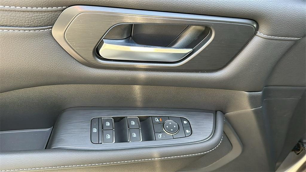 new 2025 Nissan Armada car, priced at $58,706