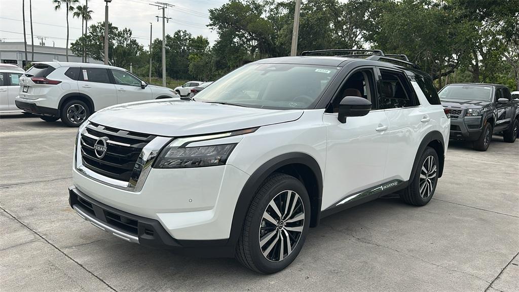 new 2025 Nissan Pathfinder car, priced at $49,896