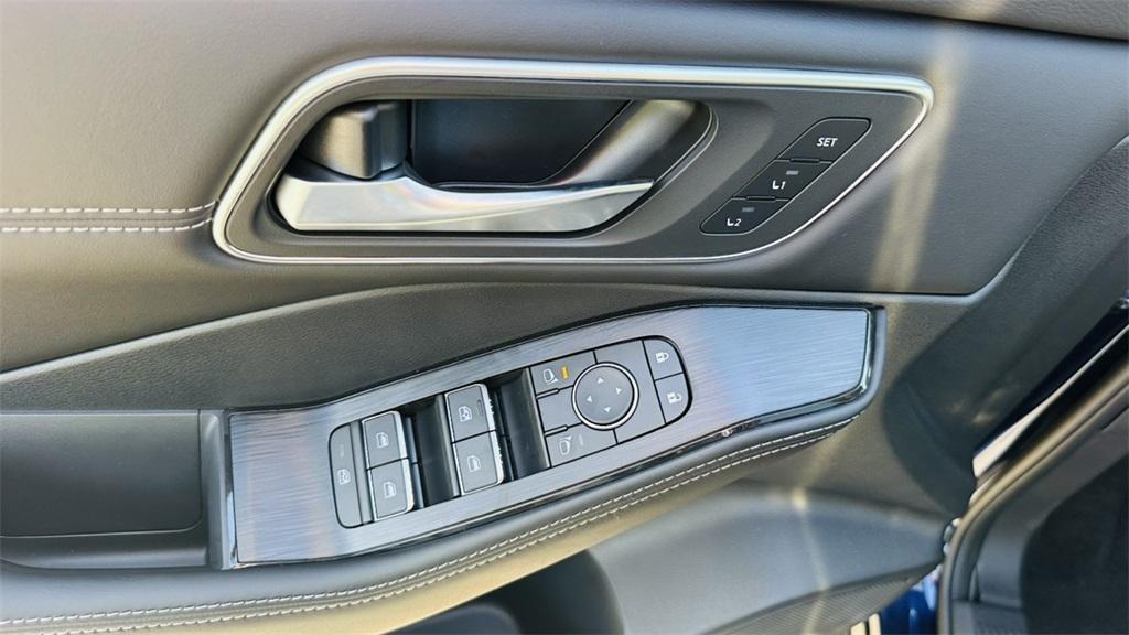 new 2025 Nissan Rogue car, priced at $41,217