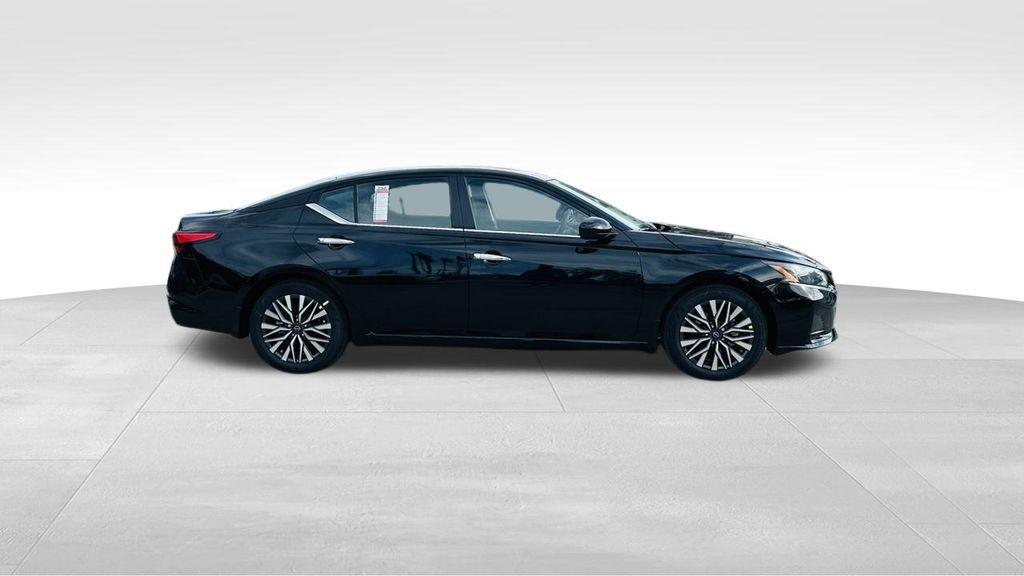 new 2025 Nissan Altima car, priced at $28,760