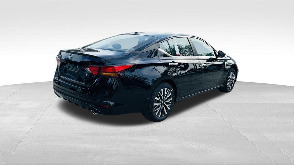 new 2025 Nissan Altima car, priced at $28,760