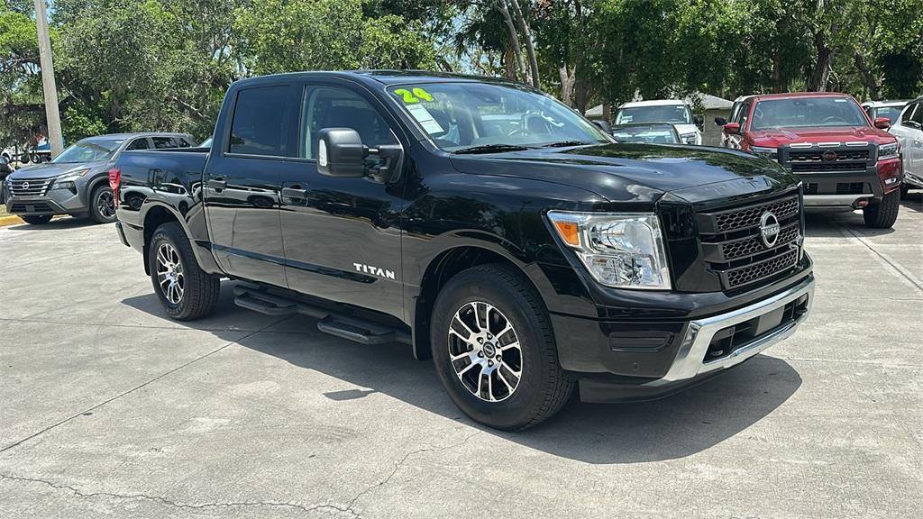 used 2024 Nissan Titan car, priced at $41,292
