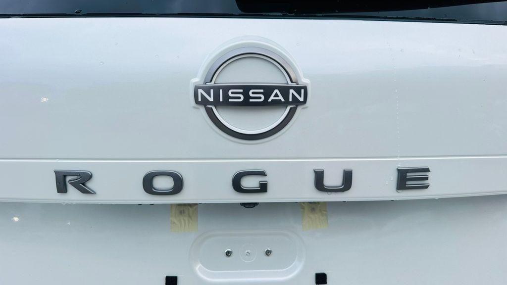 new 2025 Nissan Rogue car, priced at $32,580