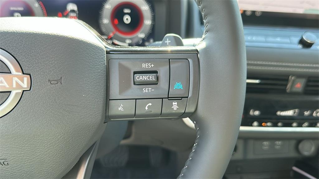 new 2025 Nissan Rogue car, priced at $35,674
