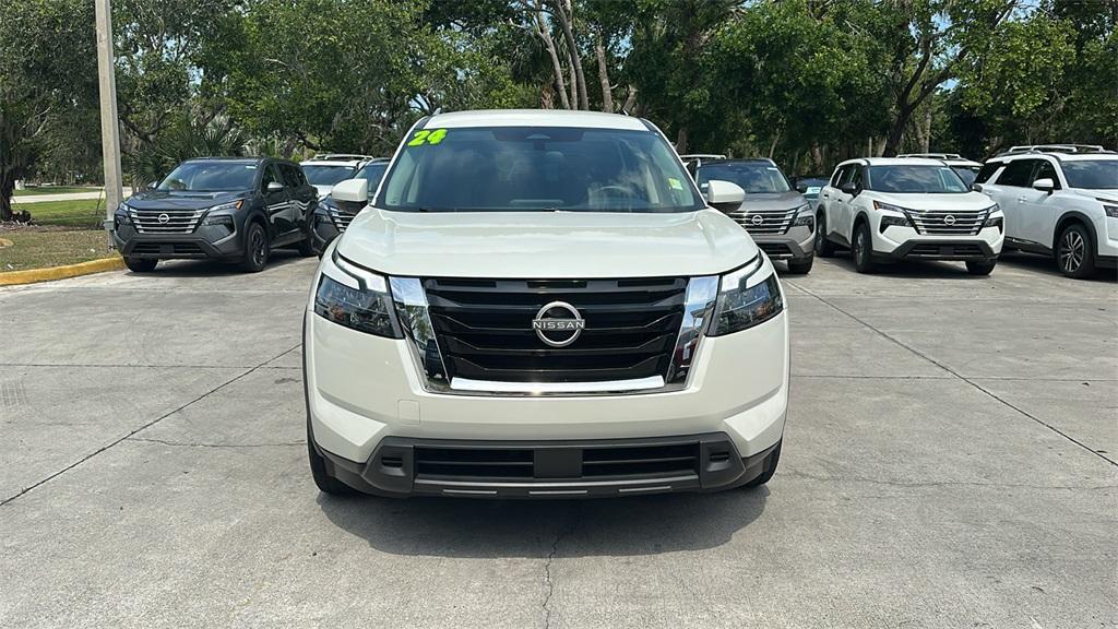 used 2024 Nissan Pathfinder car, priced at $30,500