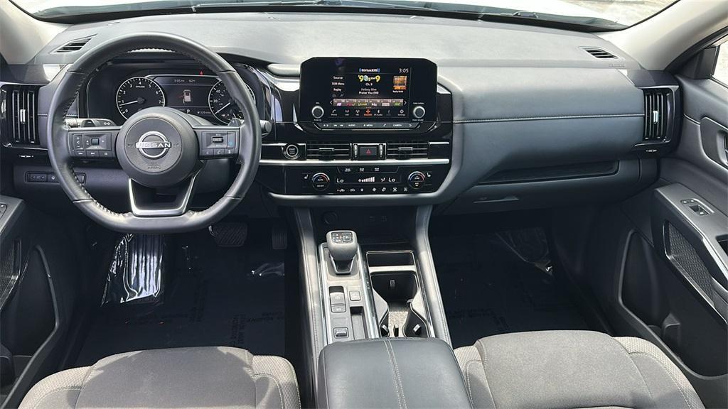 used 2024 Nissan Pathfinder car, priced at $30,500