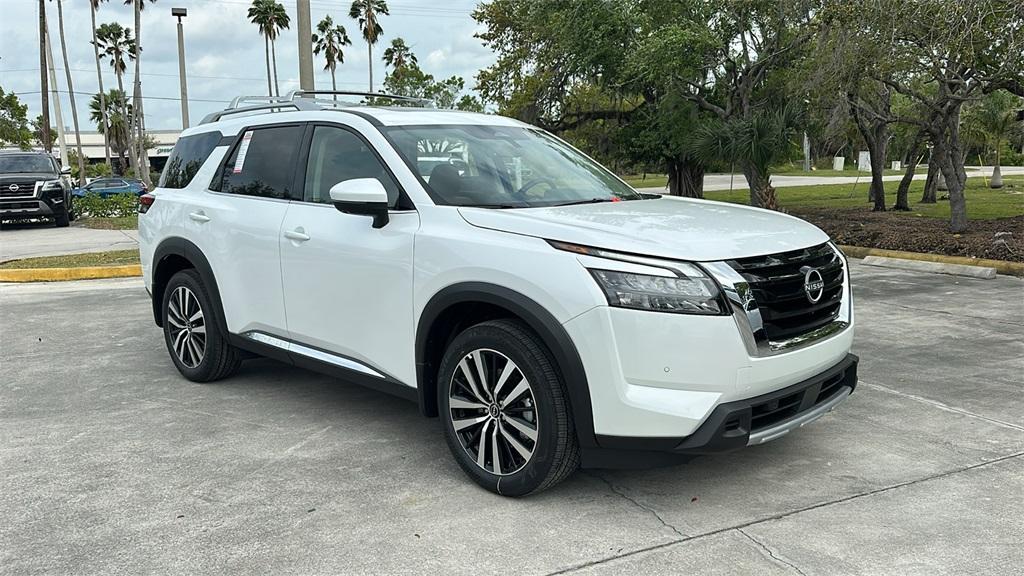 new 2025 Nissan Pathfinder car, priced at $50,341