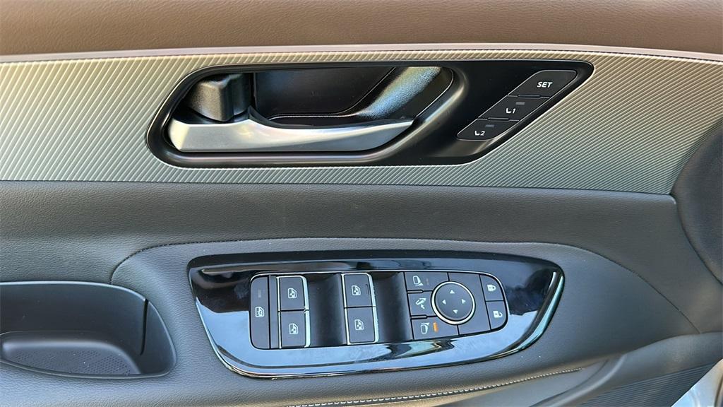 used 2025 Nissan Murano car, priced at $40,990
