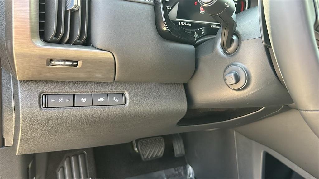 used 2024 Nissan Pathfinder car, priced at $40,988