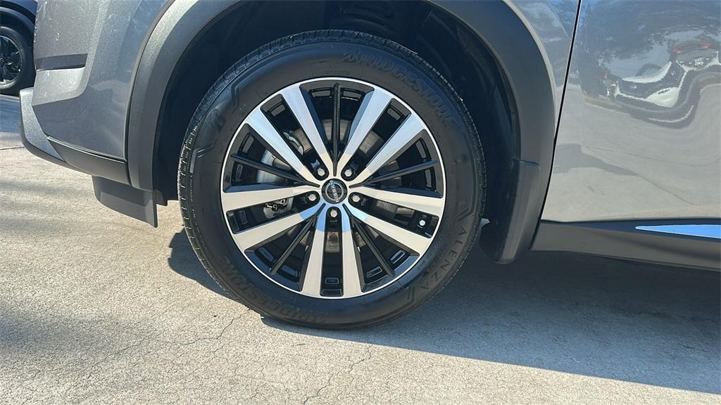 used 2024 Nissan Pathfinder car, priced at $40,988