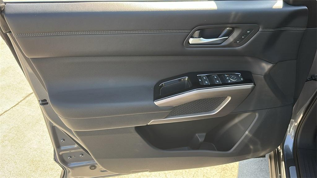 used 2024 Nissan Pathfinder car, priced at $40,988