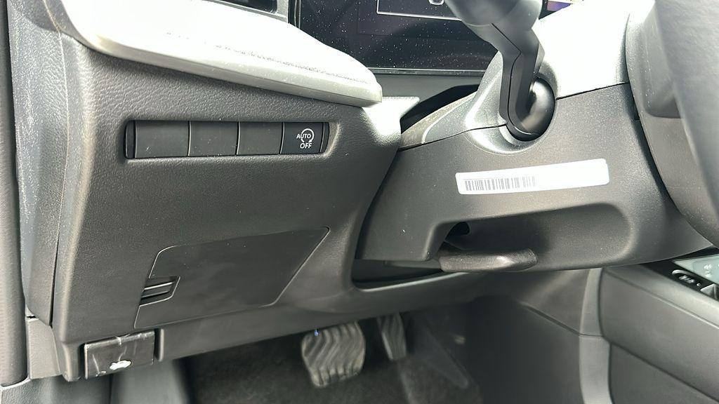 new 2025 Nissan Kicks car, priced at $25,363