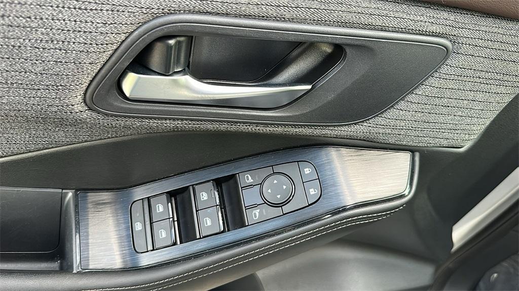 used 2023 Nissan Rogue car, priced at $22,988