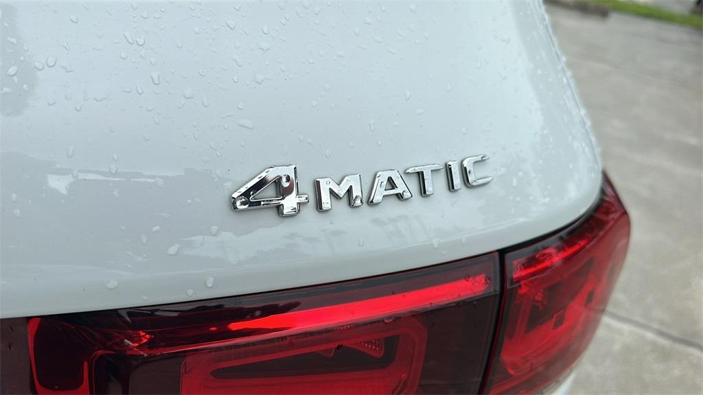 used 2023 Mercedes-Benz GLB 250 car, priced at $30,500