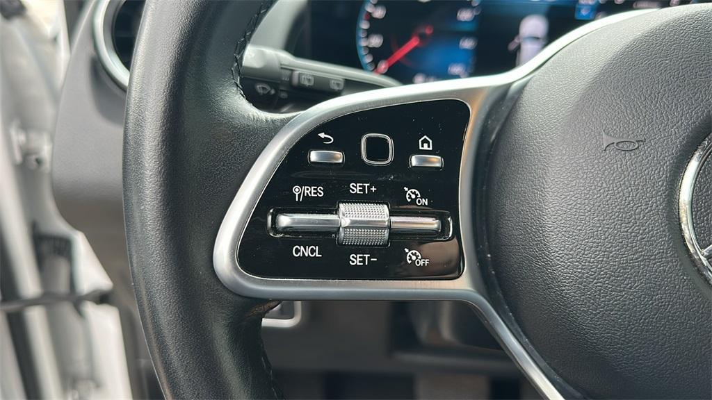 used 2023 Mercedes-Benz GLB 250 car, priced at $30,500