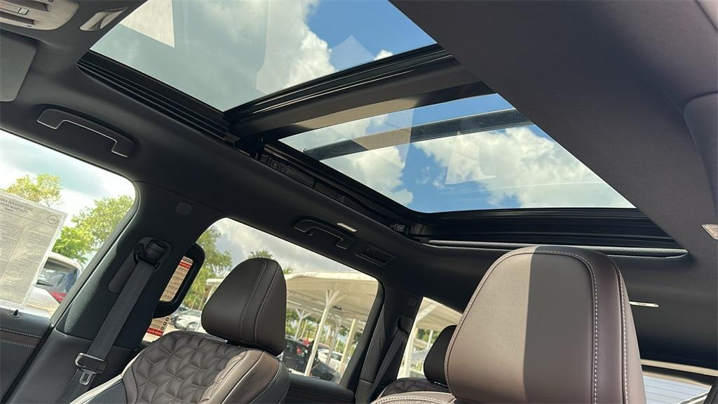 new 2025 Nissan Armada car, priced at $78,576