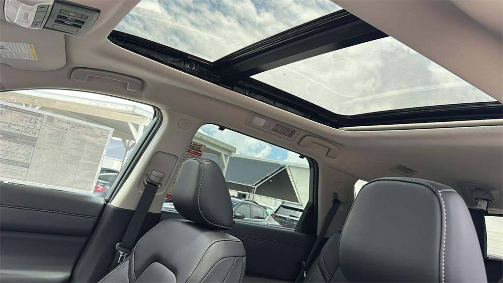new 2025 Nissan Pathfinder car, priced at $44,856
