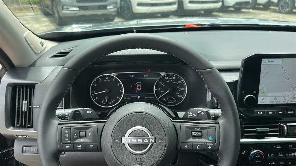 new 2025 Nissan Pathfinder car, priced at $44,856