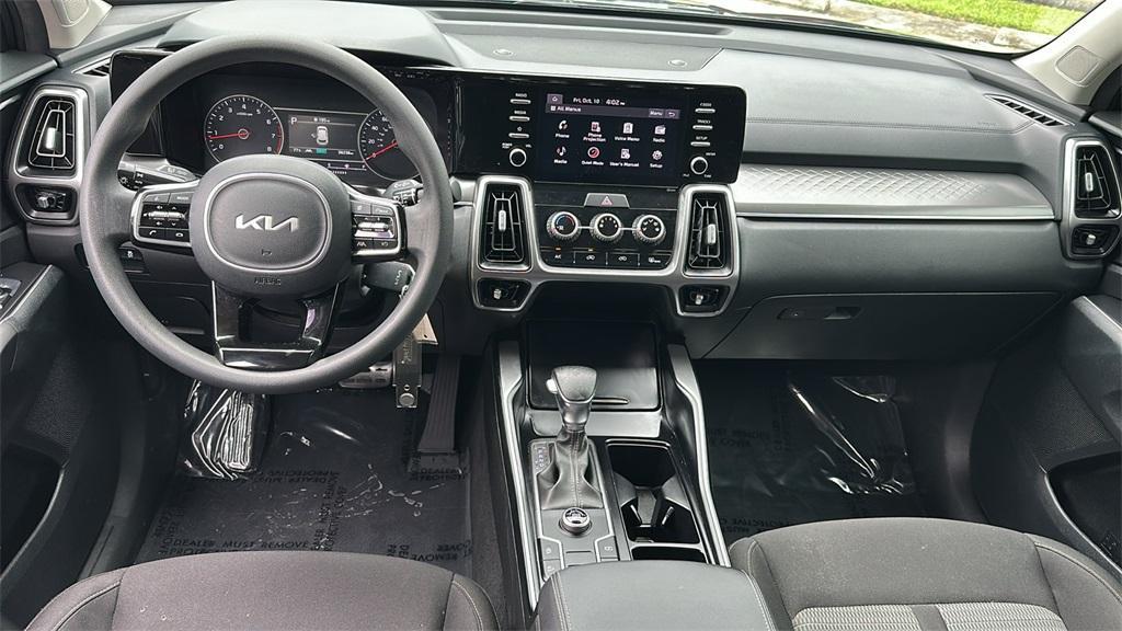 used 2022 Kia Sorento car, priced at $20,000